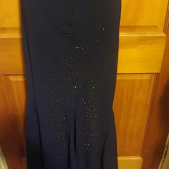 R&M RICHARDS - Picture 2 of 4